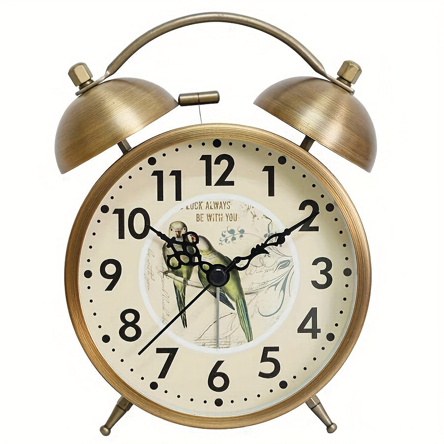 Nordic Elegance – Vintage Glow Alarm Clock