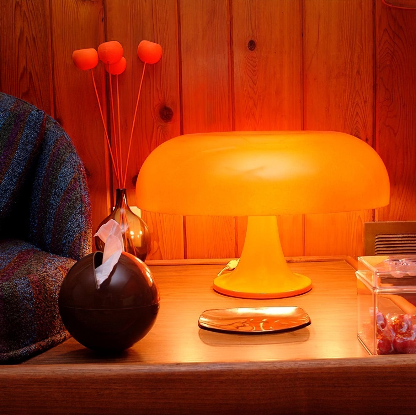 Nordic mushroom-shaped table lamp