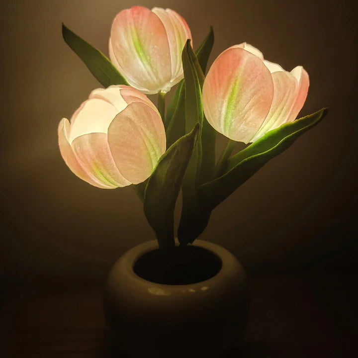 Tulip LED Desk Lamp in Ceramic Vase – Cozy Ambient Glow