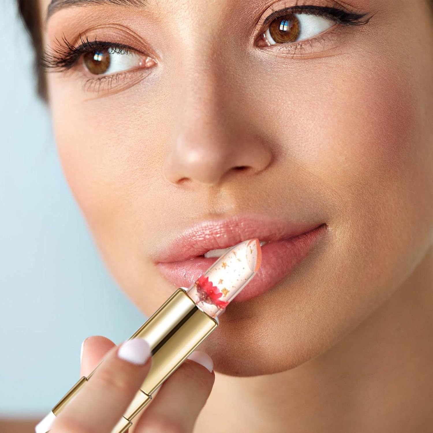 LumeLush™ — Unleash Your True Lip Beauty with a Perfectly Personalized Glow