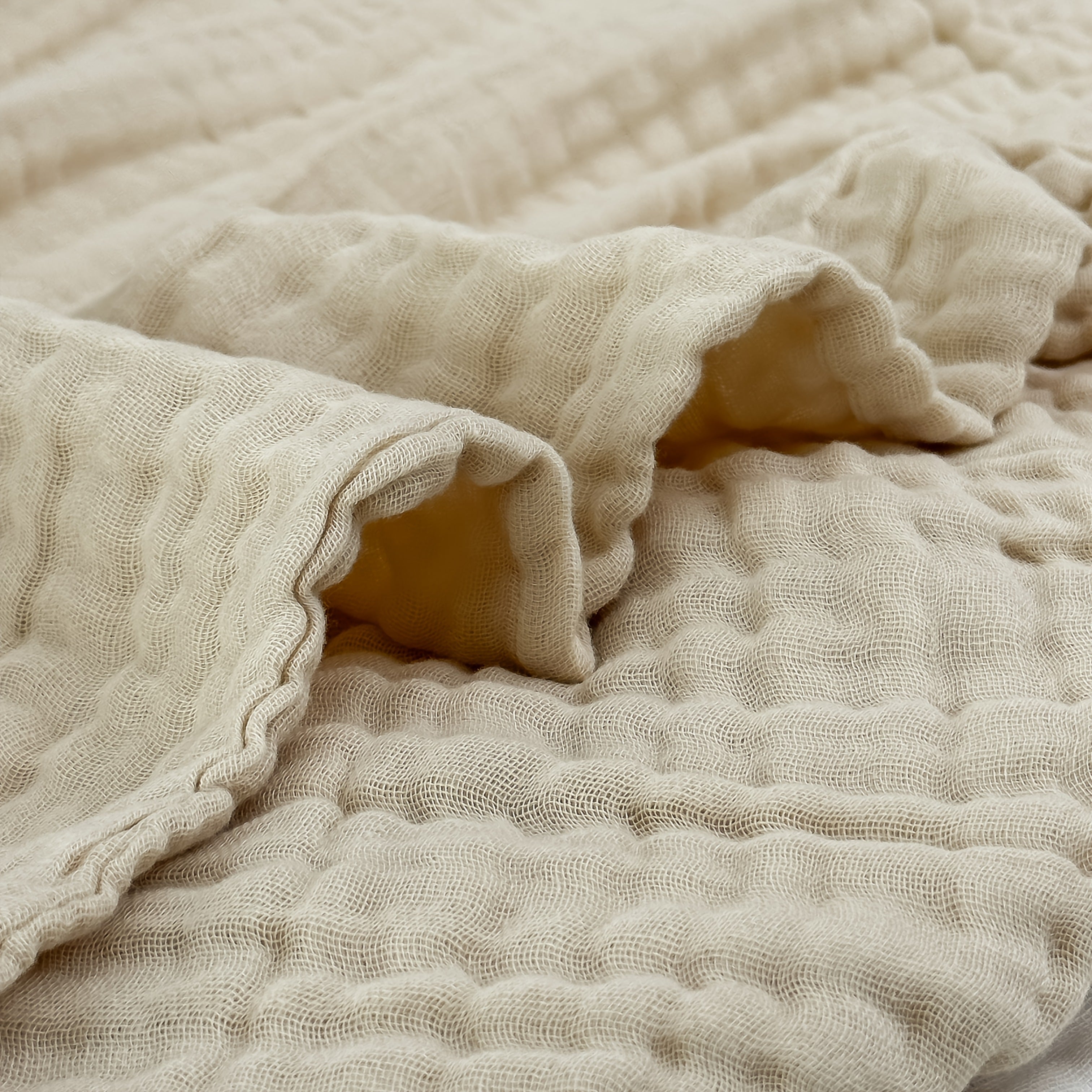 CozyCloud – Lightweight Cotton Nap Blanket for Ultimate Comfort