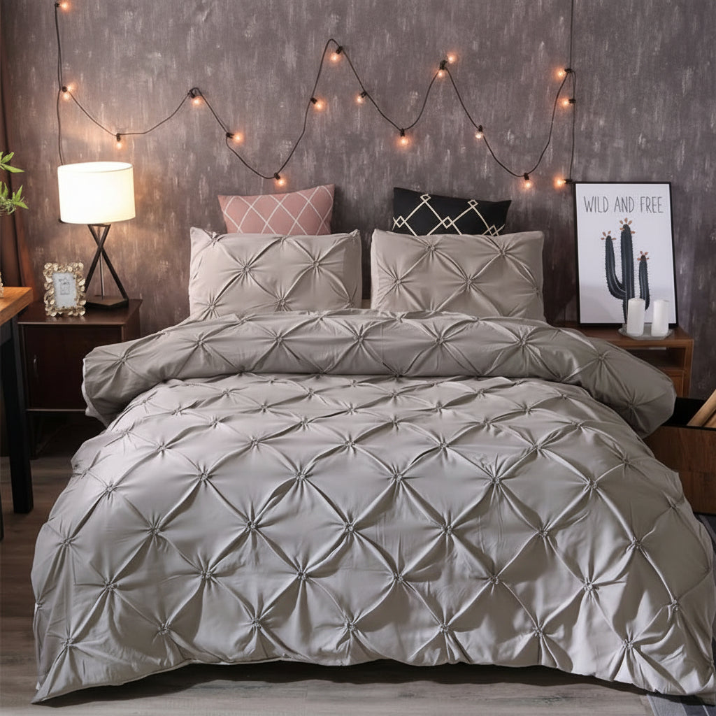 TranquilNest – 3-Piece Pleated Duvet Cover Ensemble