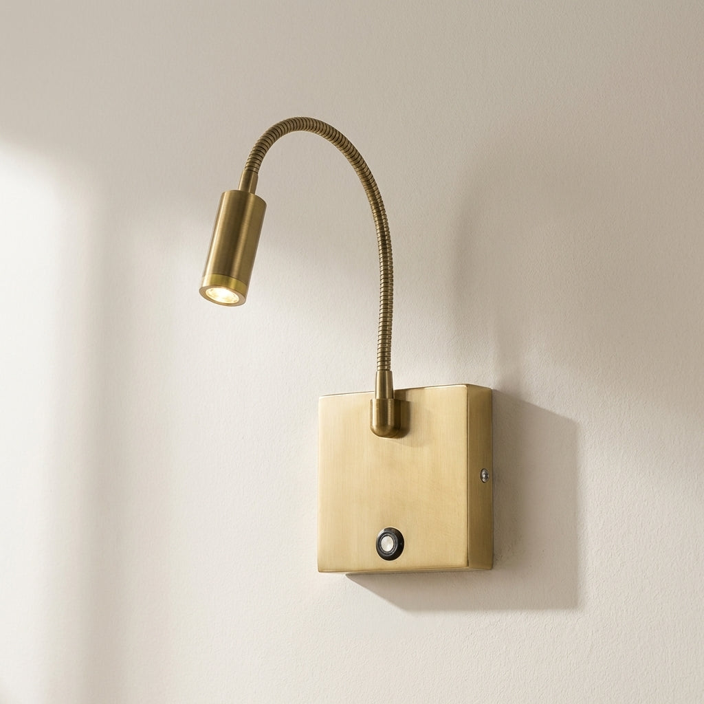 Versatile Adjustable Wall Light – Ideal for Task Illumination