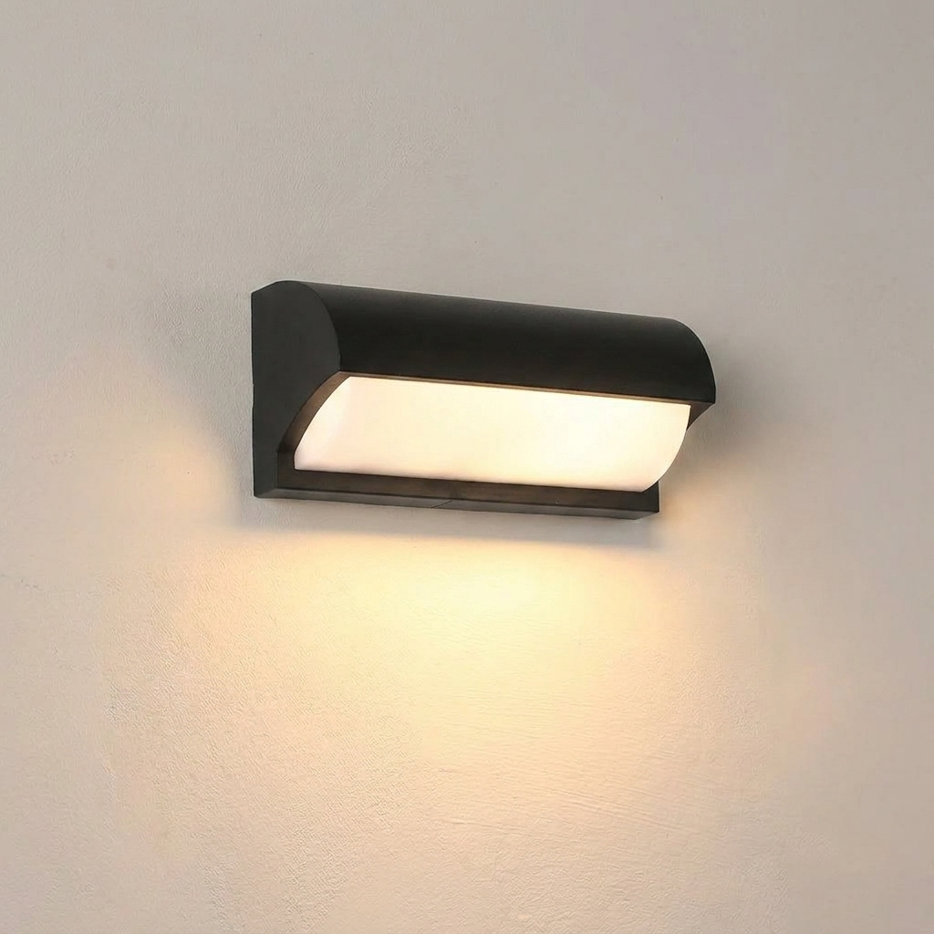 Weather-Resistant LED Outdoor Wall Lamp for Warm Ambiance