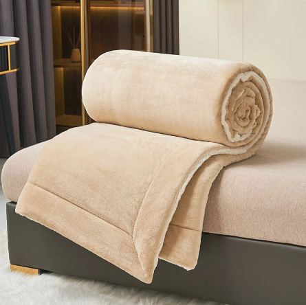 Cozy Comfort Fleece Blanket | Oversized Soft Throw