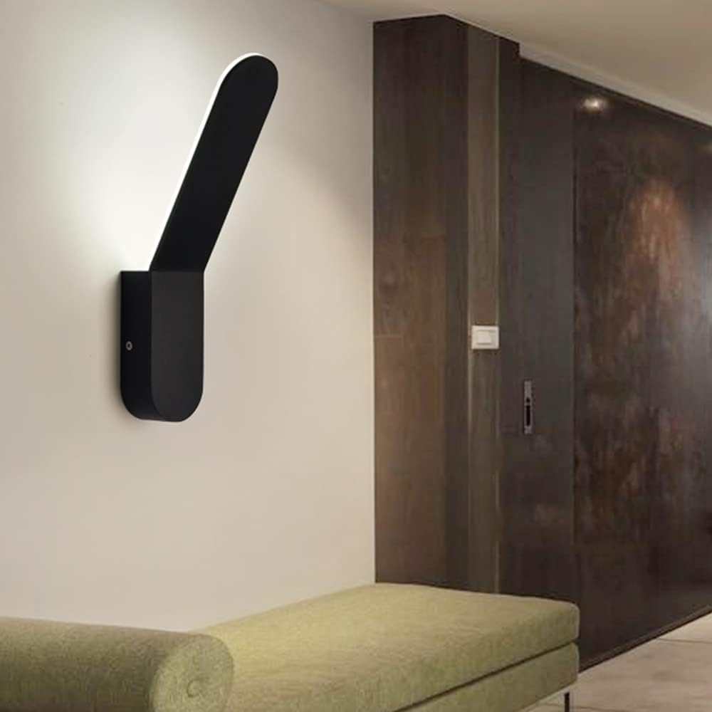 Sleek Outdoor LED Wall Light for Stylish Exteriors