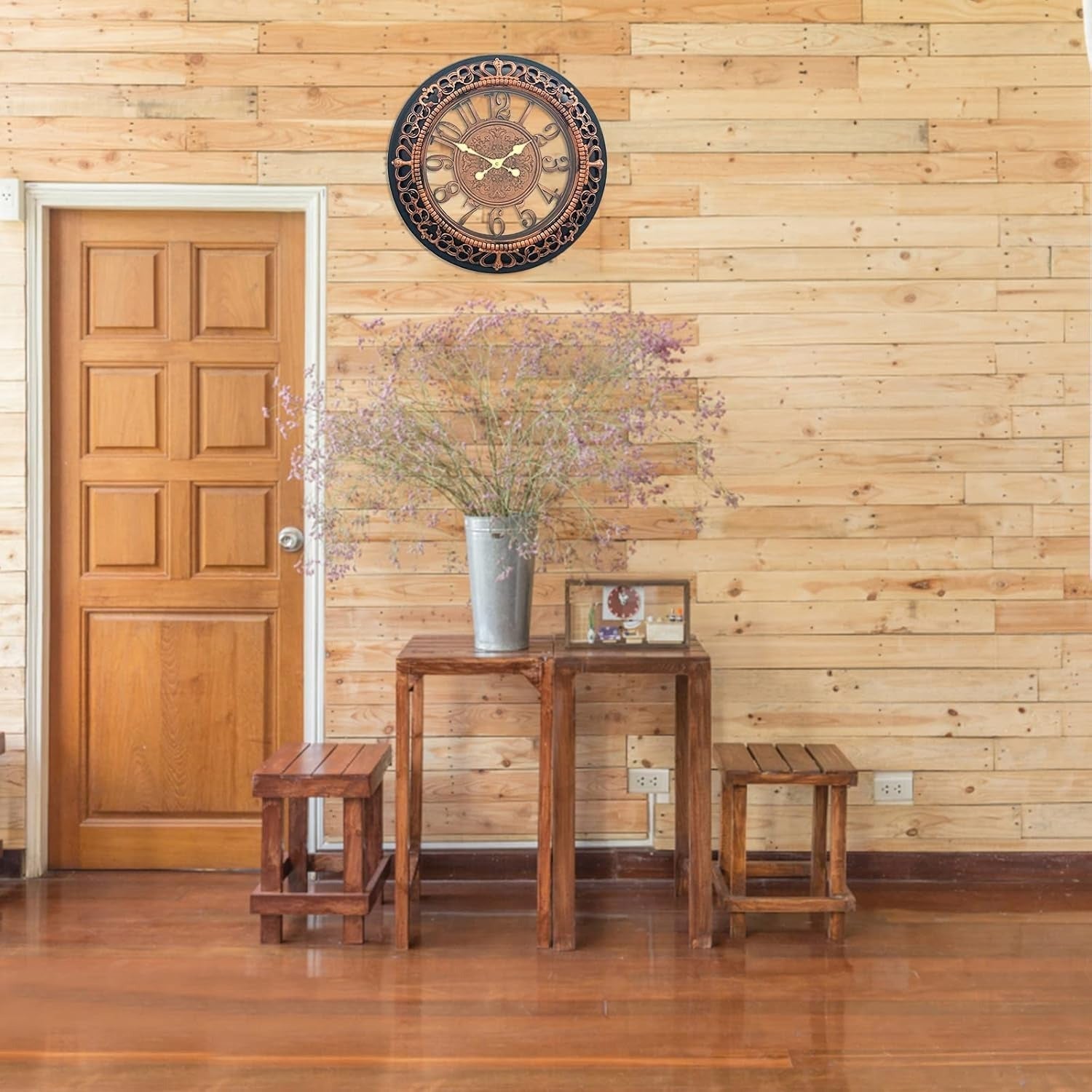 Stylish Metal Wall Clock for Timeless Elegance