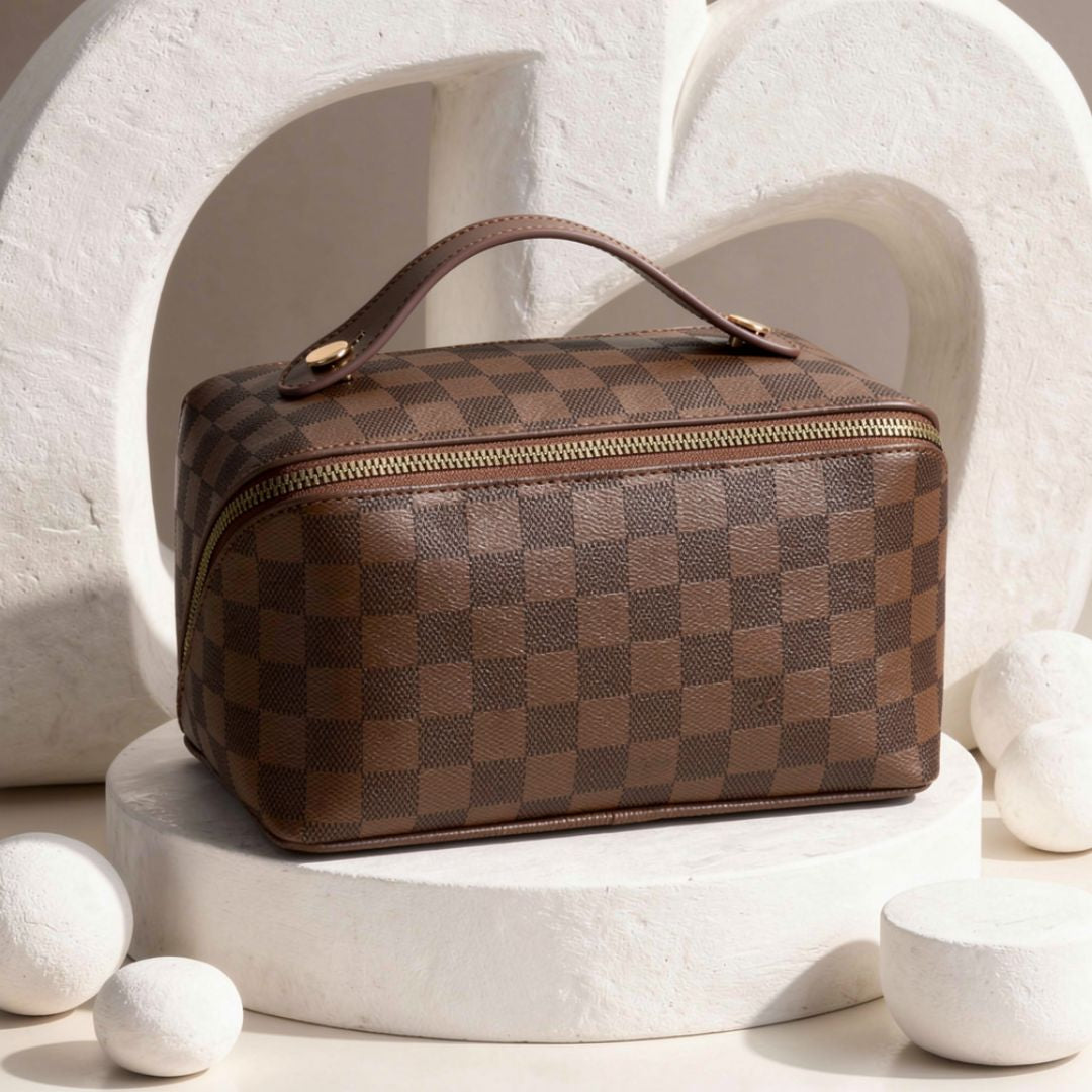 Elegant Travel Organizer for All Your Essentials