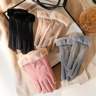 Chic Winter Gloves for Women | Plush Lining & Comfort
