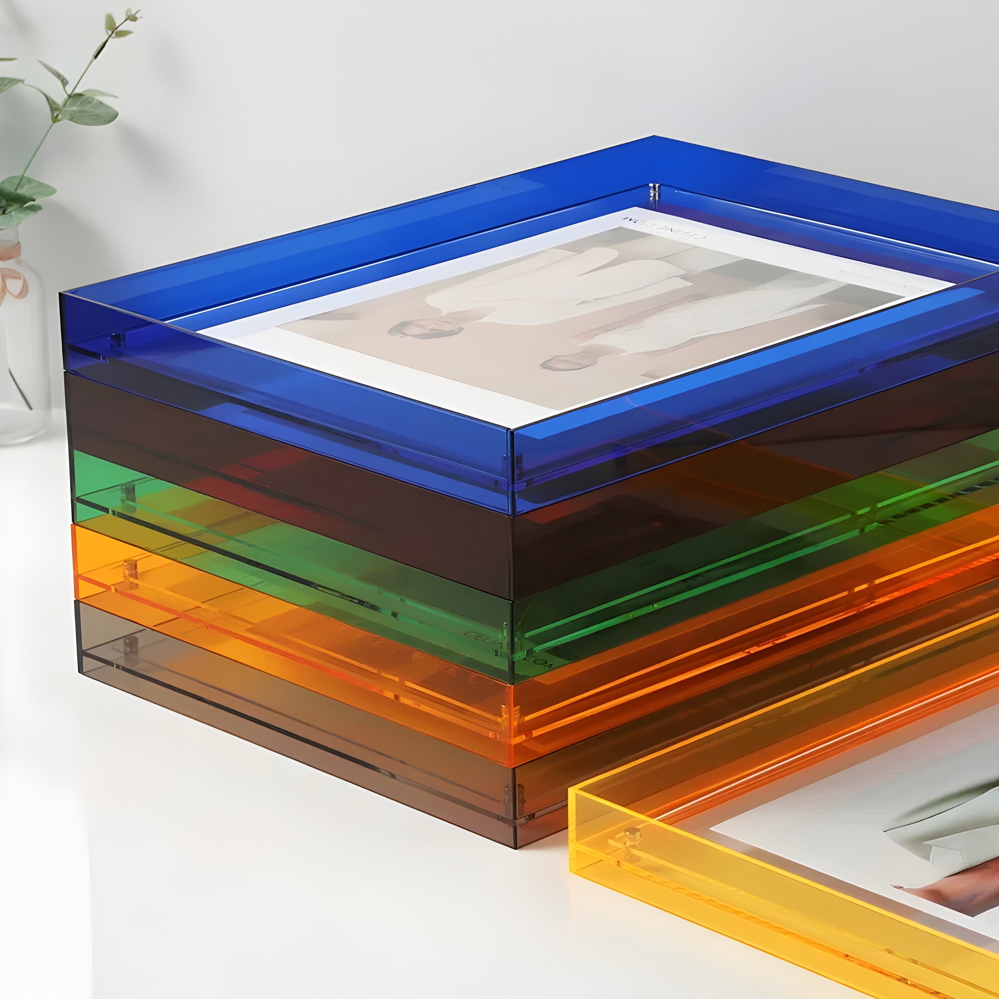 Chic Acrylic Photo Frame – Stylish Options for Every Space