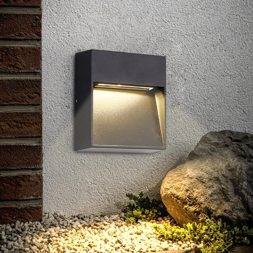 Outdoor LED Step Light with Motion Detection and Durable Design