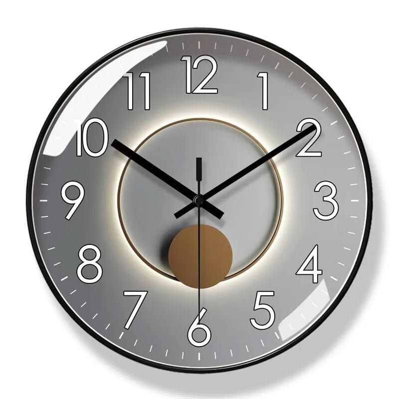Elegant Scandinavian Wall Clock – Accurate and Chic Decor