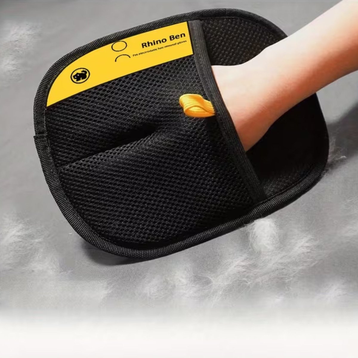 Ultimate Pet Grooming Gloves for Effortless Fur Removal