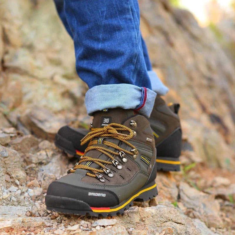 Men's All-Weather Trekking Boots – Reliable Footwear for Adventurers