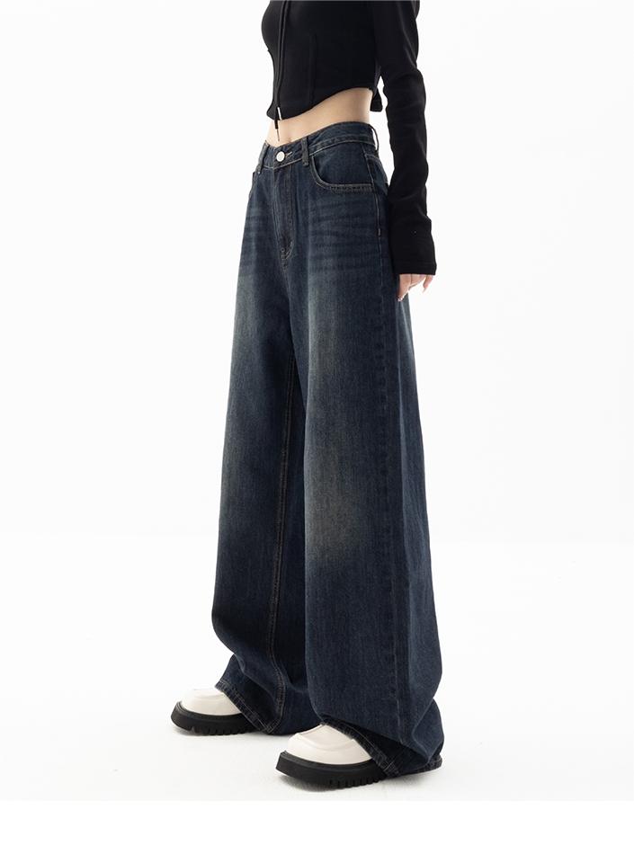 Retro-Inspired Loose-Fit Blue Denim Jeans