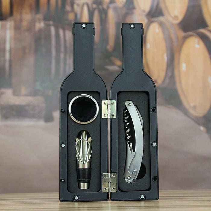 Elegant Wine Enthusiast Gift Set for Every Occasion