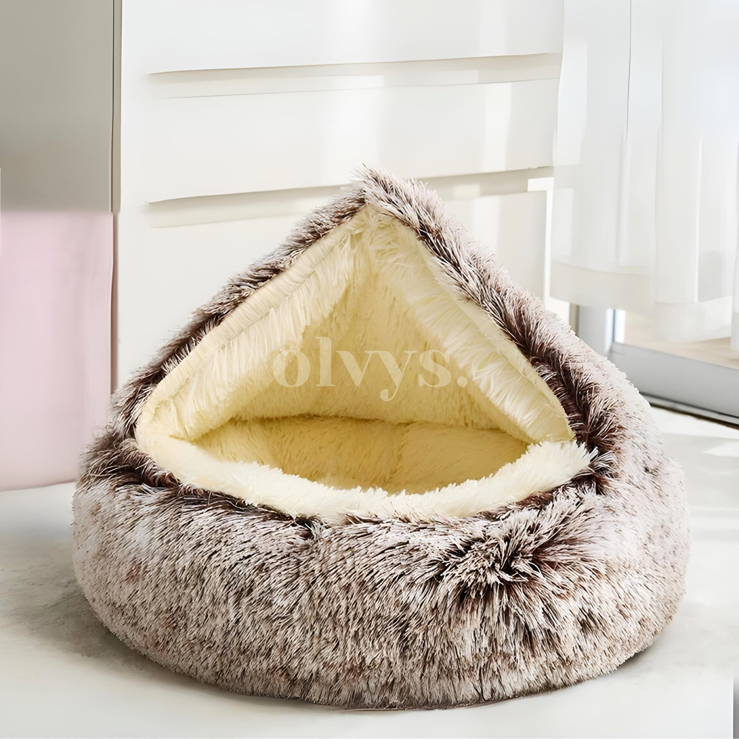 SnuggleNest™ — The Cozy Hug That Calms Your Pet to Deep, Dreamy Sleep