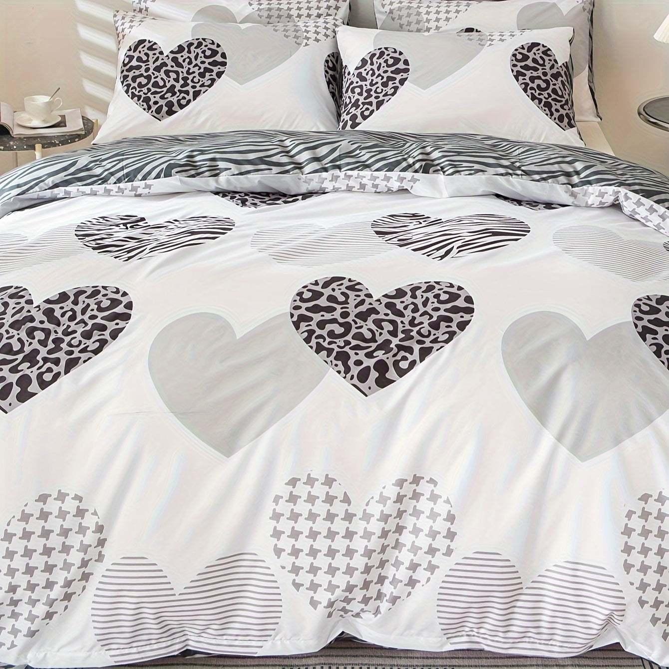 Colorful 3-Piece Duvet Cover Set for a Lively Bedroom