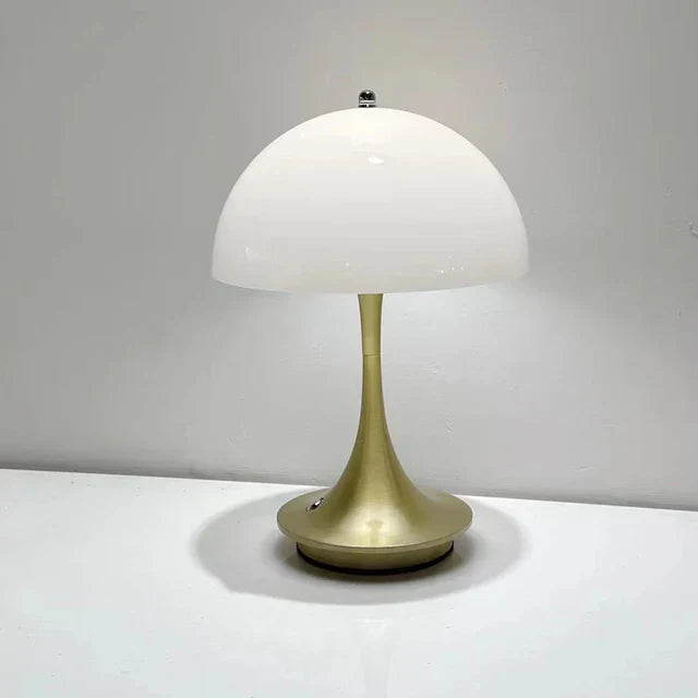 ScandiLight | Contemporary Wireless Lamp