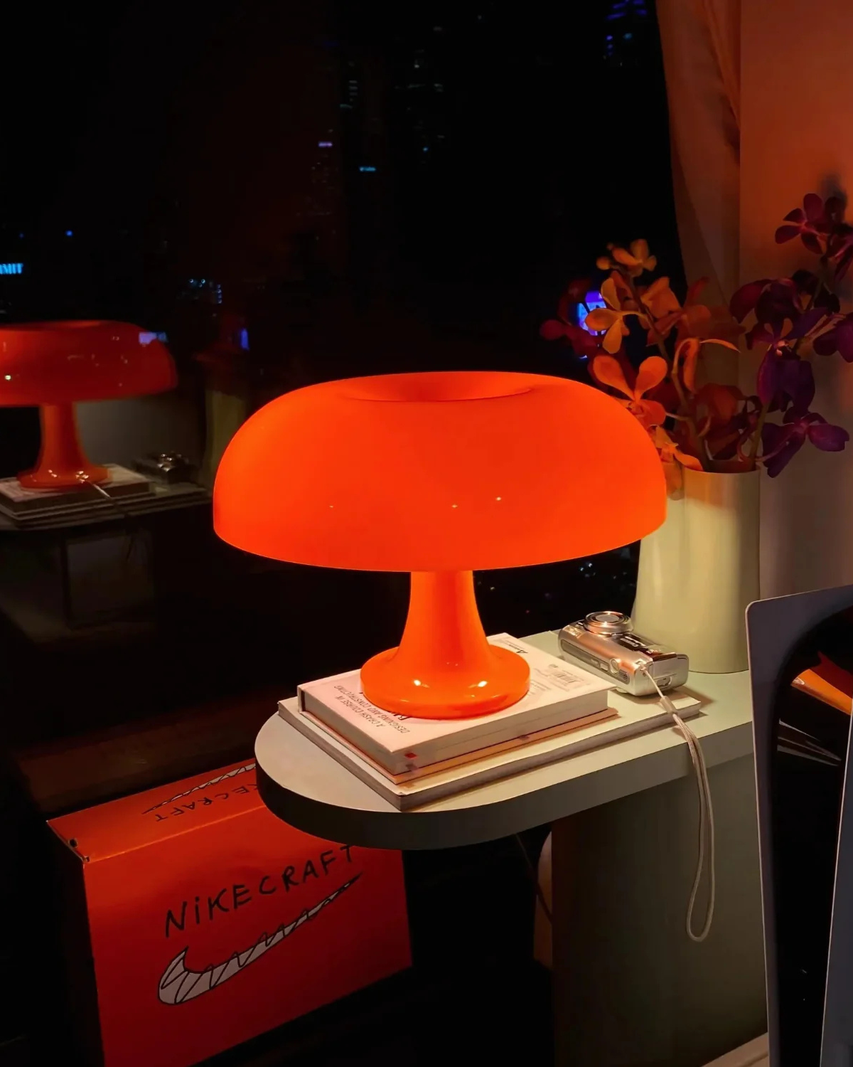 Bauhaus Desk Lamp Vintage Dome – Soft Lighting with Timeless Flair