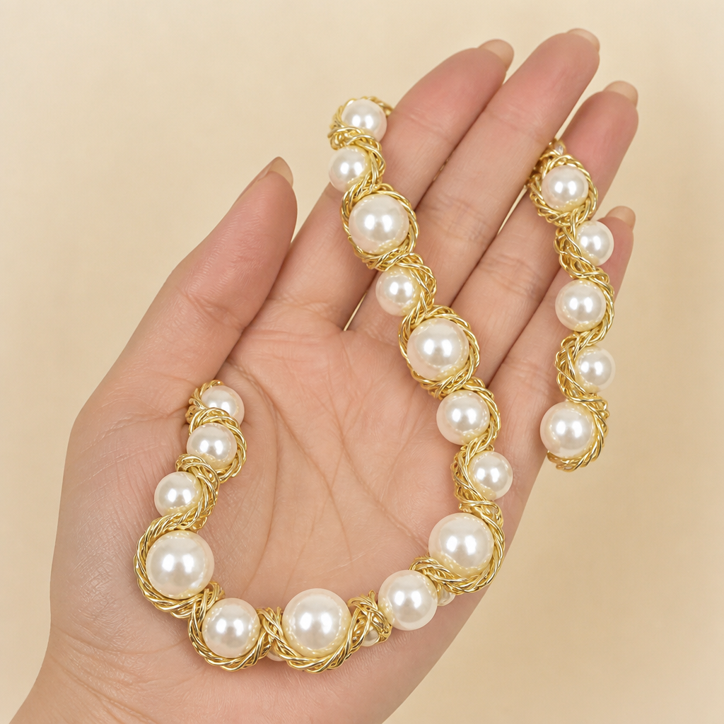 LumaChic™ – Bold Pearl Choker with Twisted Gold Wire Accent
