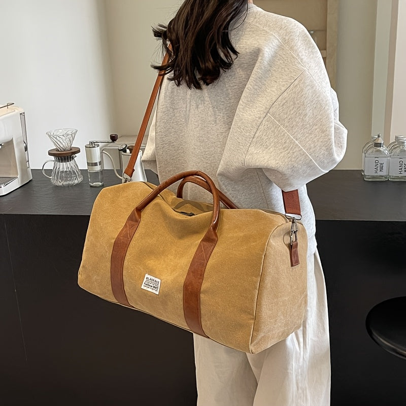 Traveler's Delight - Spacious Vintage Style Duffel Bag