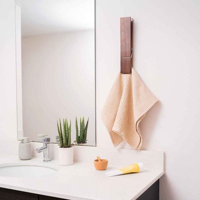 1+1 FREE | Clothespin Towel Holder – Add Cozy Rustic Charm and Strong Grip to Your Home