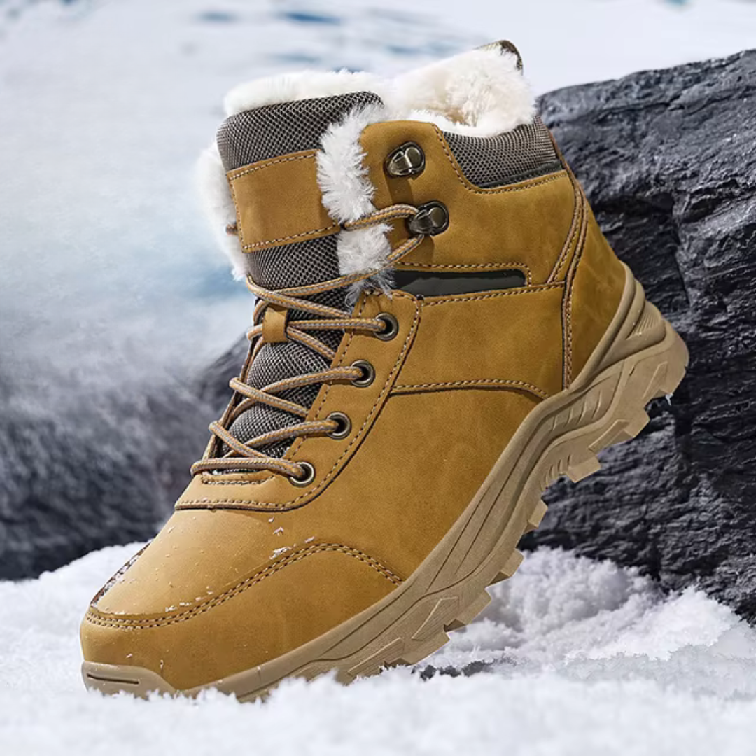 Men's Insulated Winter Trekking Boots – Waterproof & Cozy
