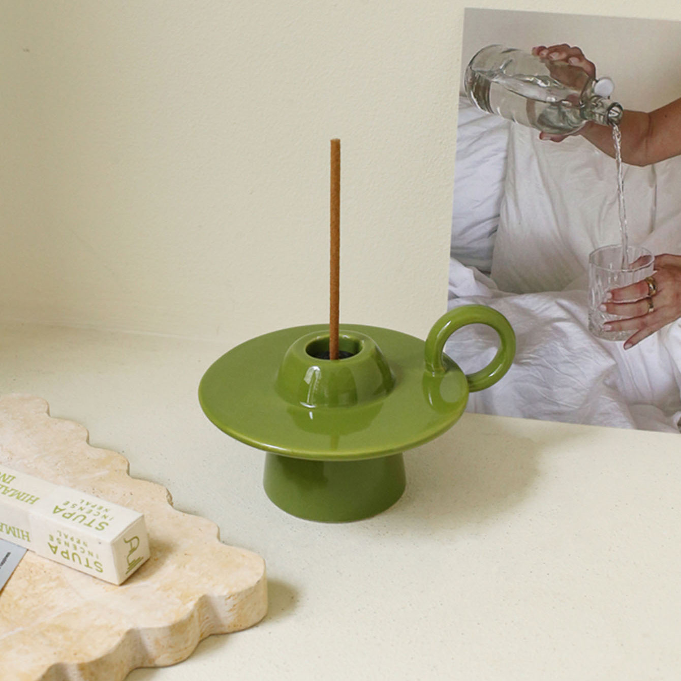 Celestial Charm – Vintage UFO Candle Holder