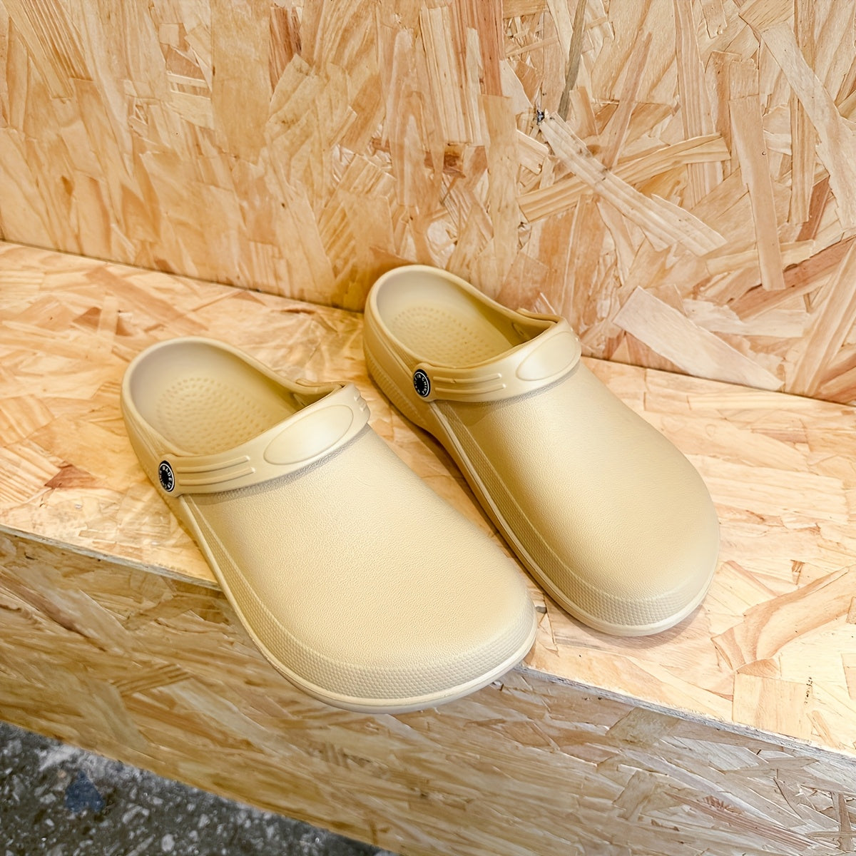 BreezyStep – Lightweight Casual Outdoor Shoes for Everyone