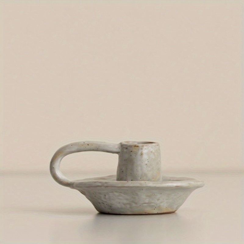 Elegant Minimalist Candleholder for Stylish Spaces