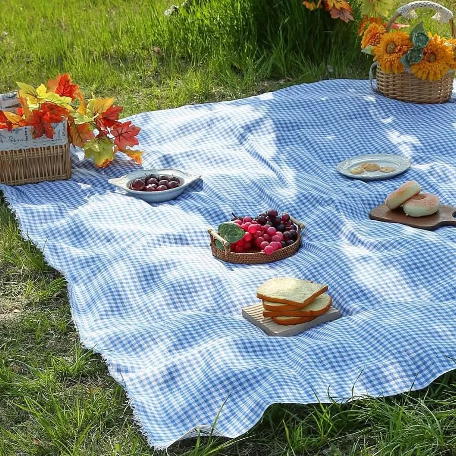 Quick-Dry Plaid Picnic Mat for Outdoor Leisure and Travel