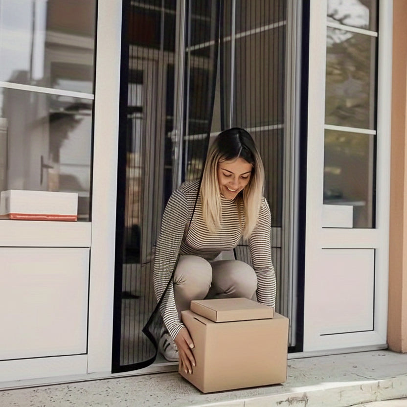 BreezeGuard – Self-Closing Magnetic Door Screen