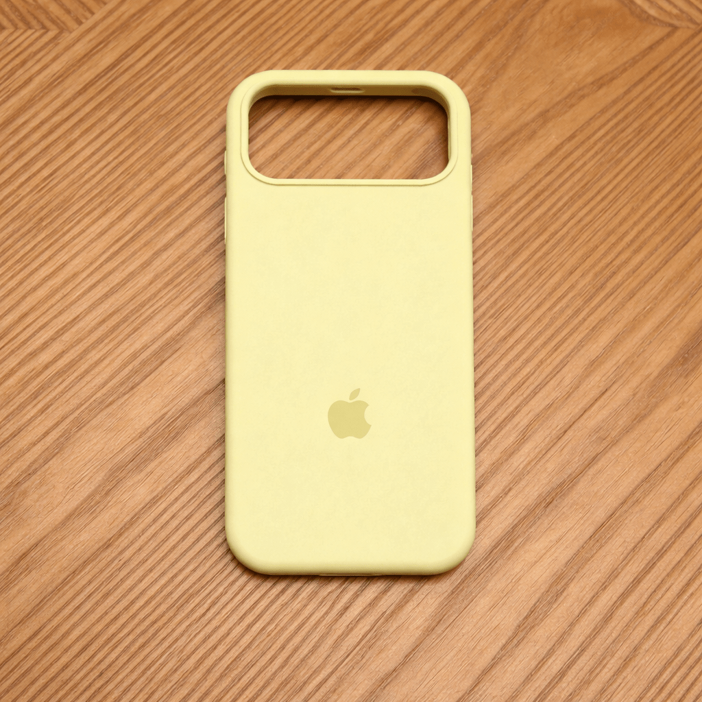 Sleek Silicone Case with Magnetic Compatibility for iPhone