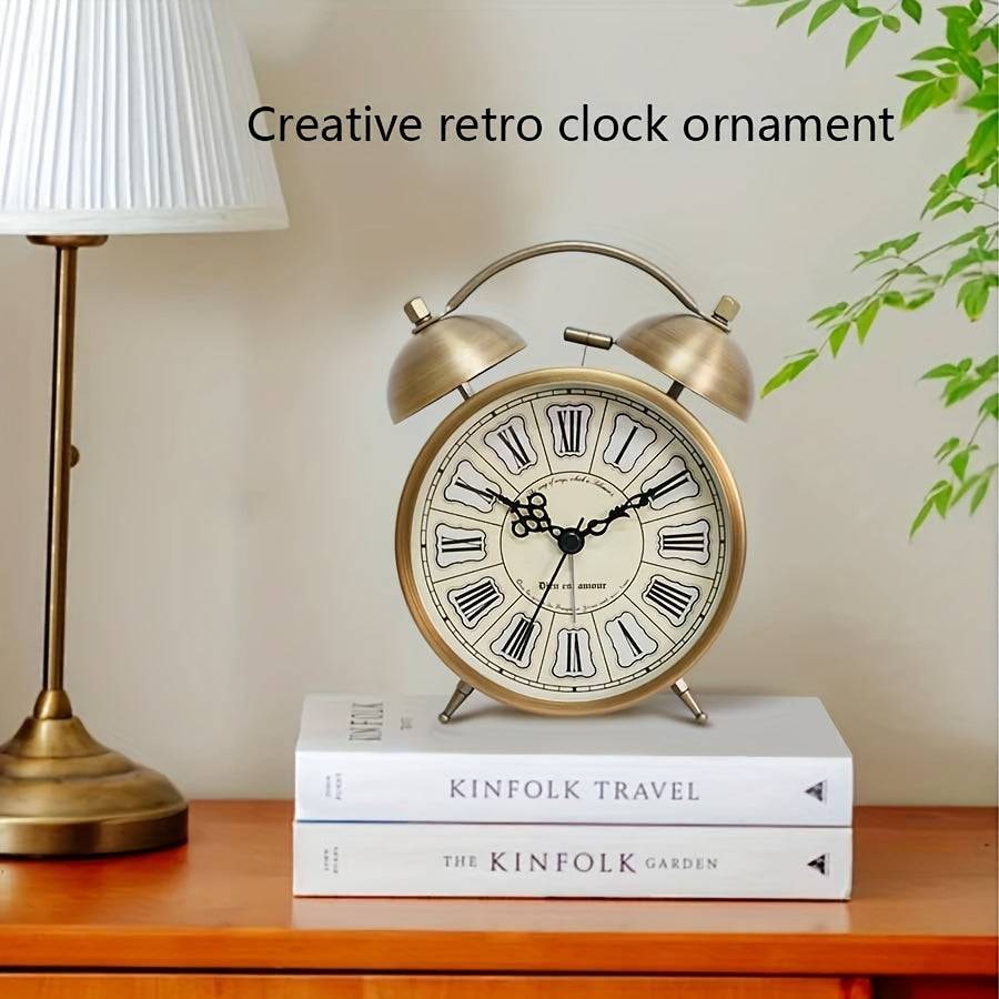 Nordic Elegance – Vintage Glow Alarm Clock