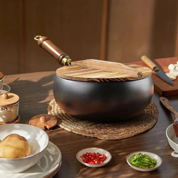 Handcrafted Iron Skillet with Wooden Handle, 24–28 cm