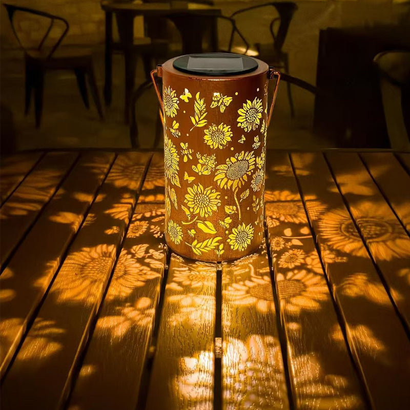 Solar garden lamp with sunflower motif