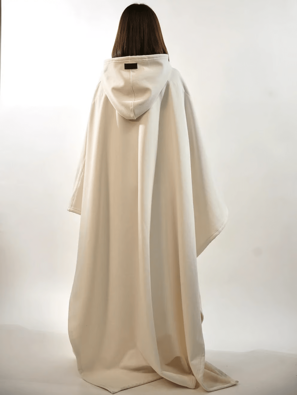Oversized Comfort Blanket Hoodie for Relaxation