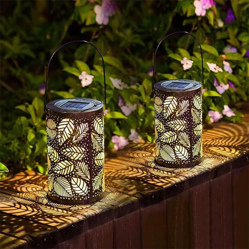 Solar garden lamp with sunflower motif