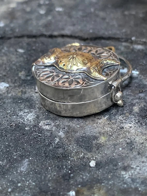 LunaSoul™ — Unlock Calm Confidence and Soulful Strength Every Day