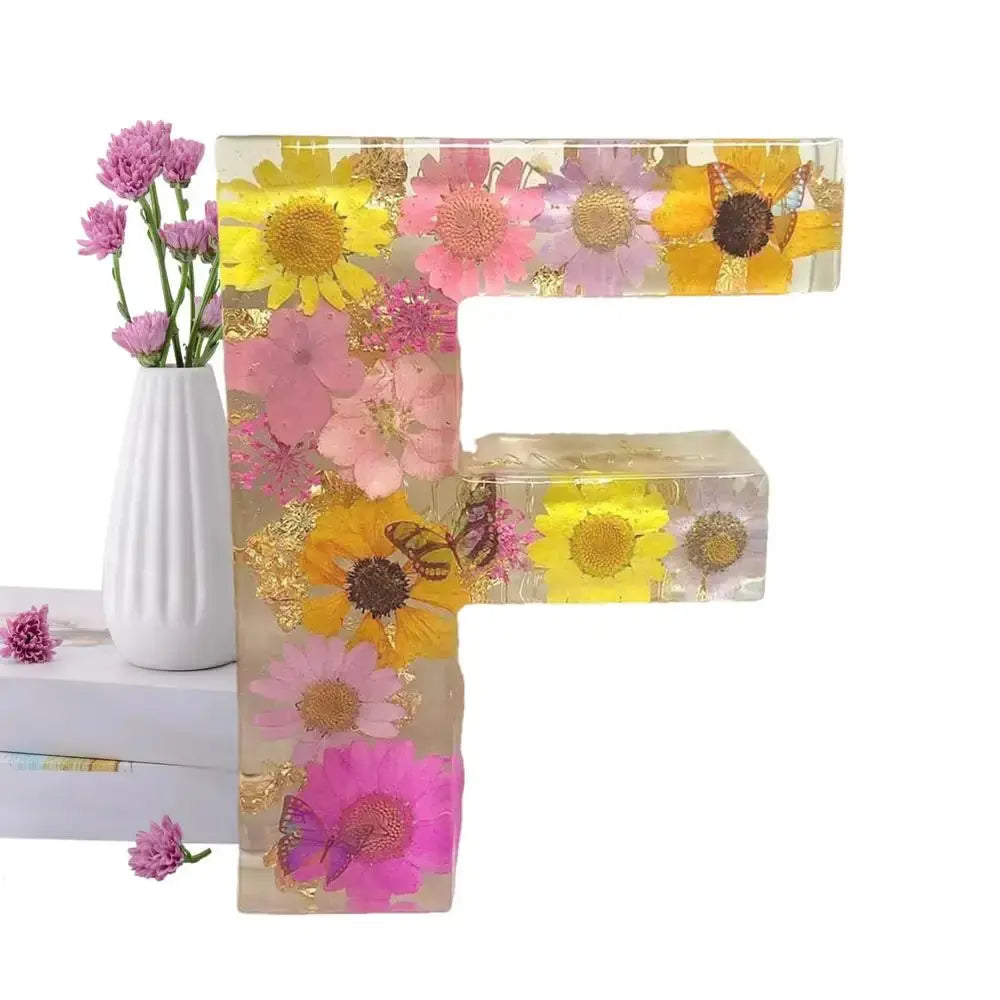 FloraLetter™ — Personalize Your Space with Handcrafted Floral Resin Art