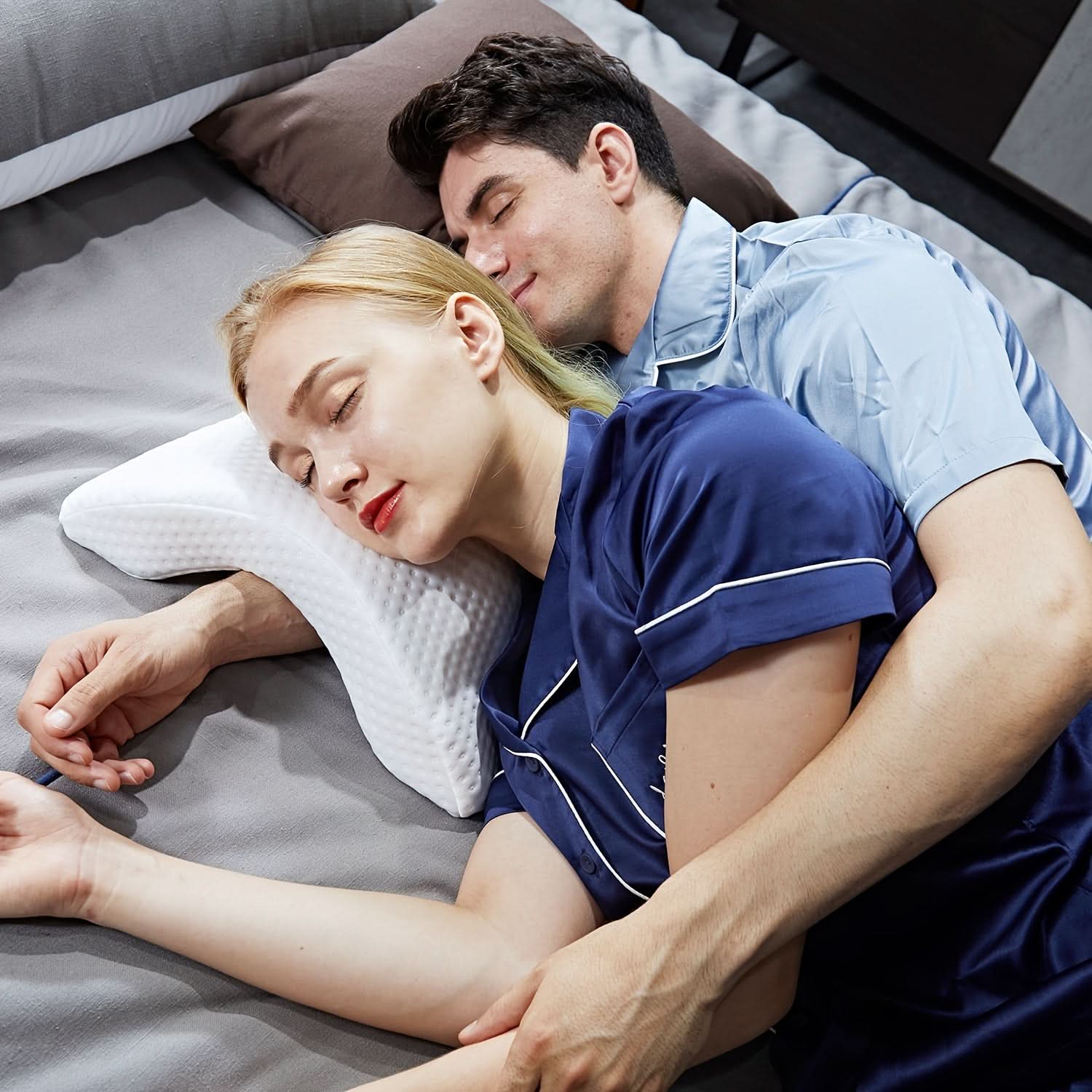 Couple's Sleep Pillow with Memory Foam for Arm Support