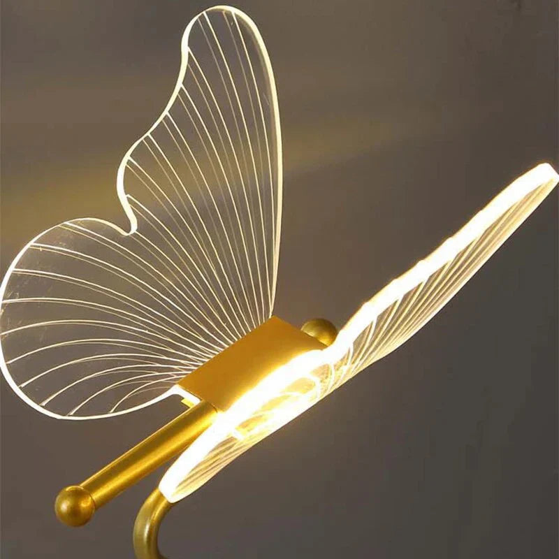 Butterfly LED Desk Lamp with Acrylic Wings – Cozy Ambient Glow
