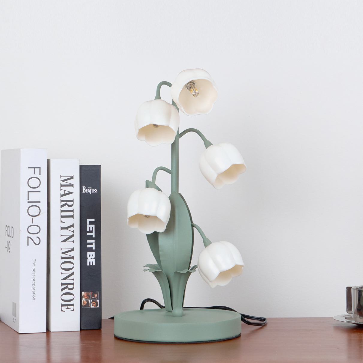 Table lamp featuring a bell orchid