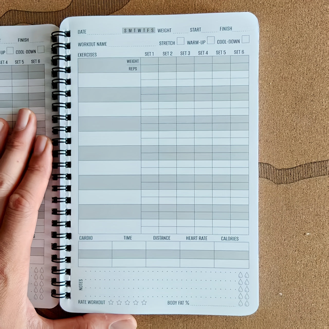 ActiveTrack – Your Essential Fitness Progress Journal