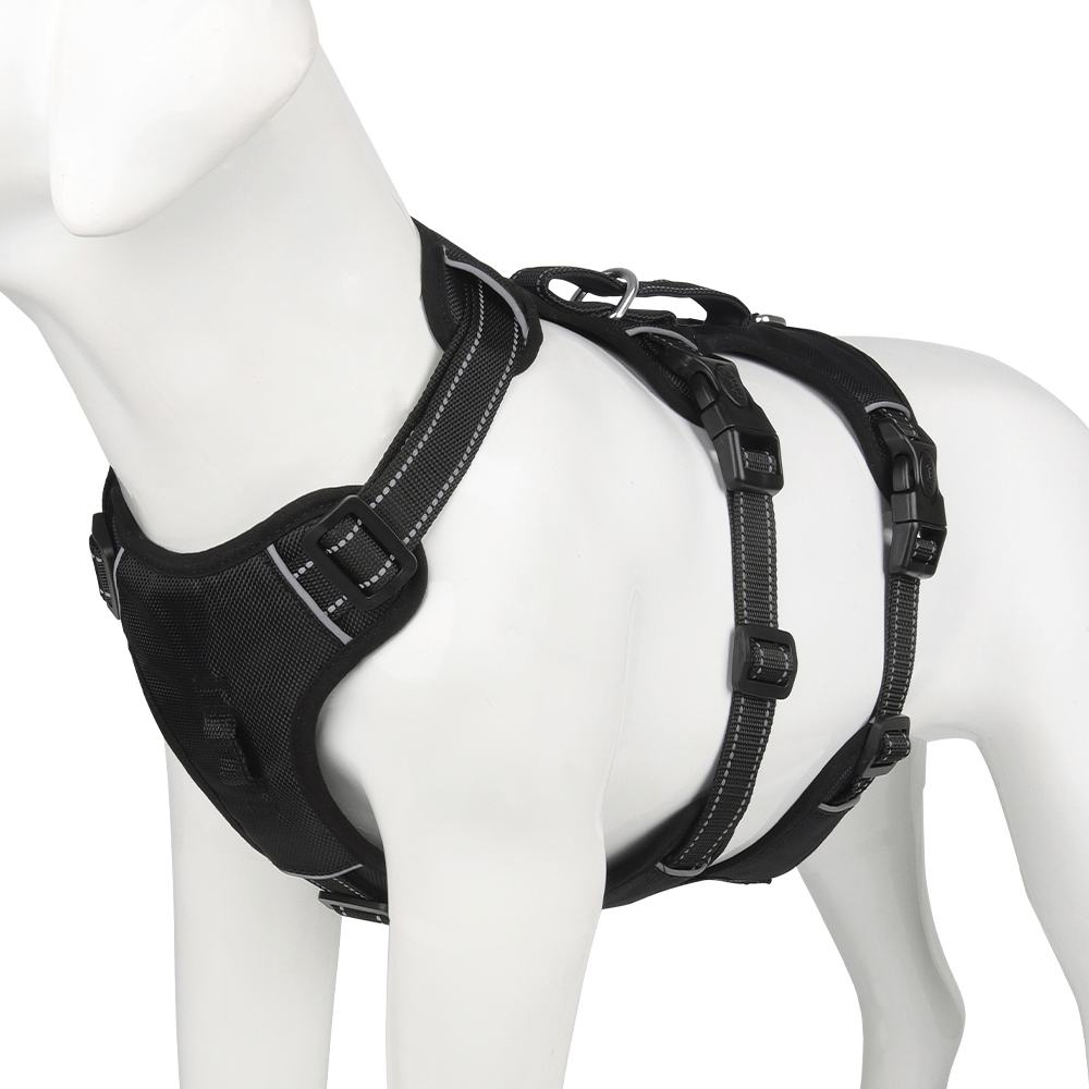 Secure and Cozy No-Pull Dog Harness with Enhanced Safety Features