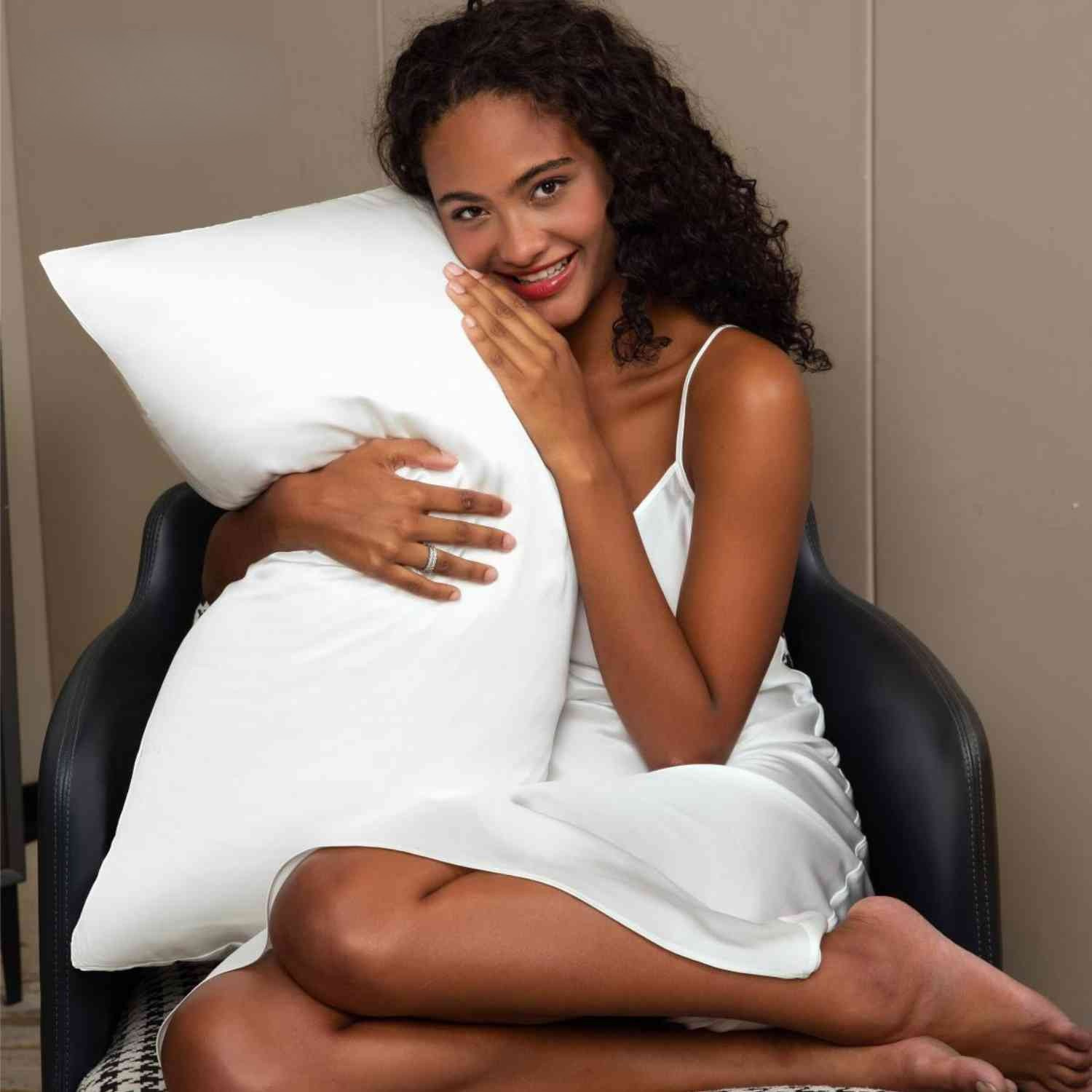 LumaSilk™ — Wake Up to Silky Hair and Glowing, Youthful Skin Every Morning