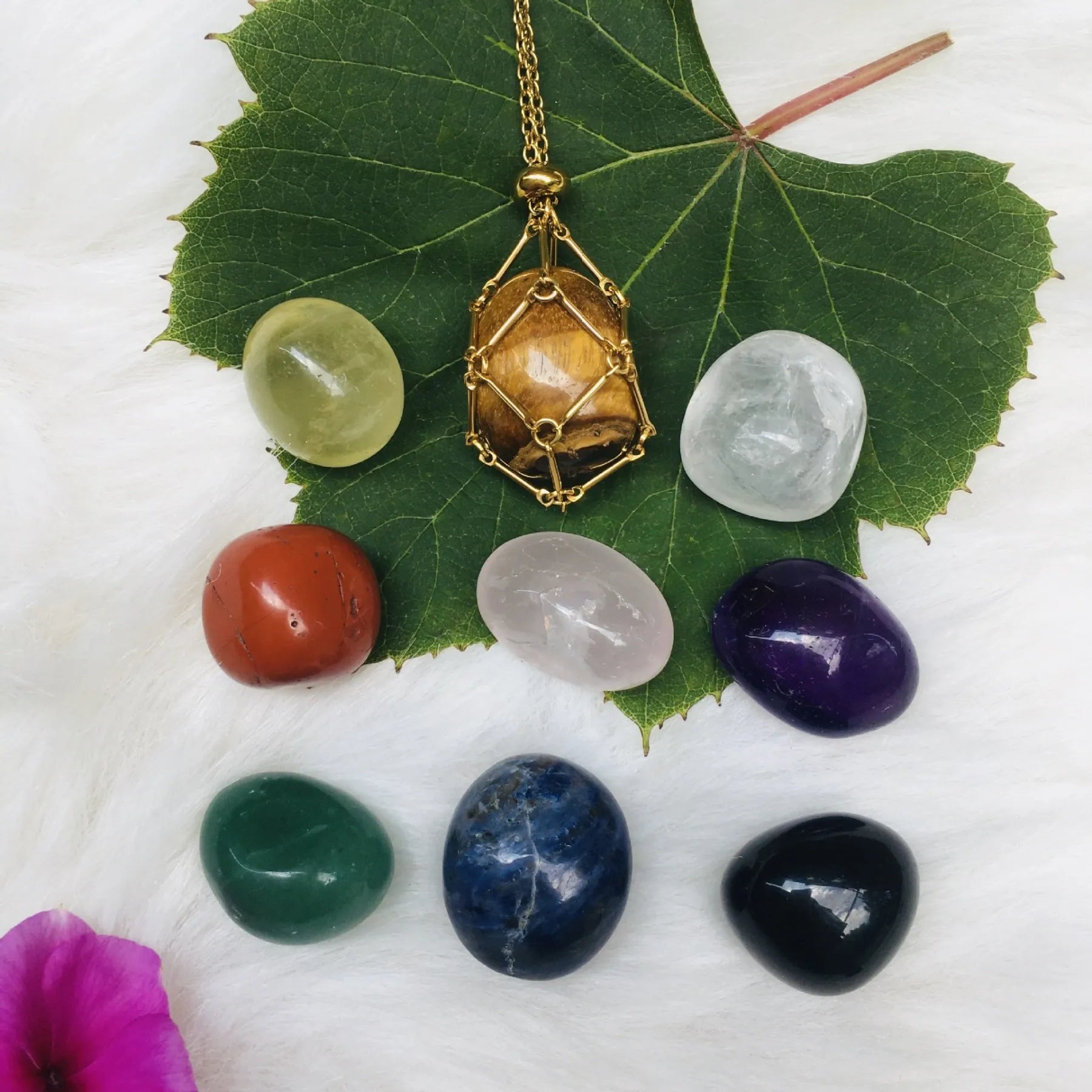 VitaLuxe™ Crystal Necklace — Effortless Energy Shifts That Empower Your Every Moment