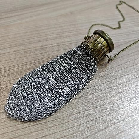 VeroMetal™ — Unlock Vintage Glamour with Every Bold Carry