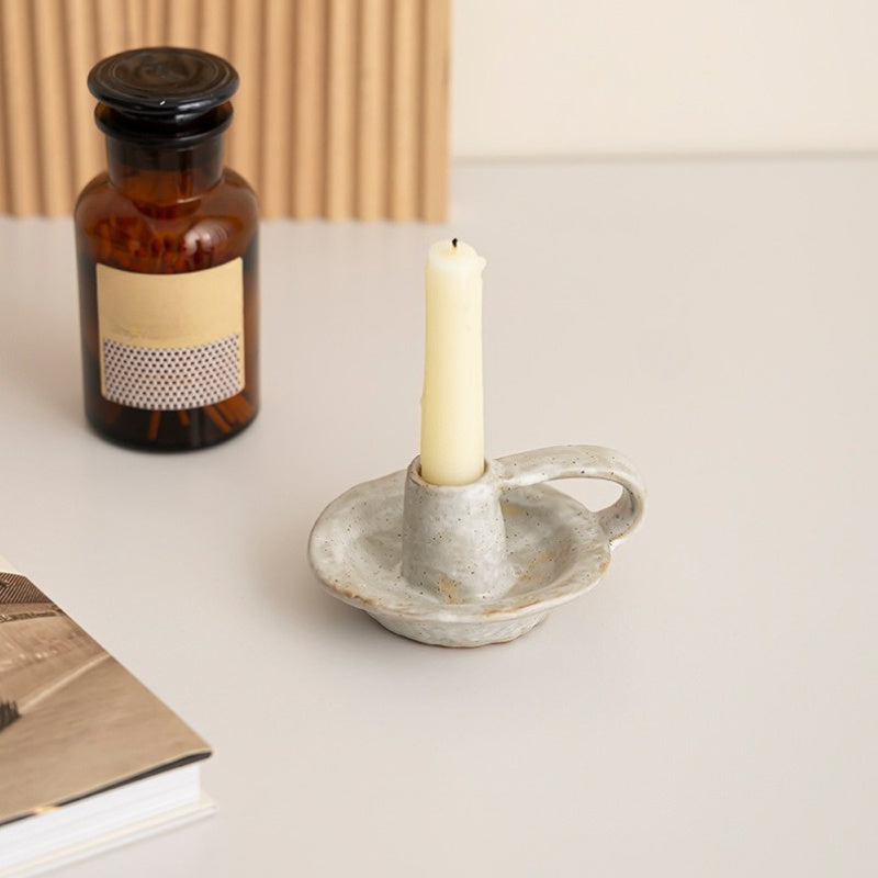 Elegant Minimalist Candleholder for Stylish Spaces